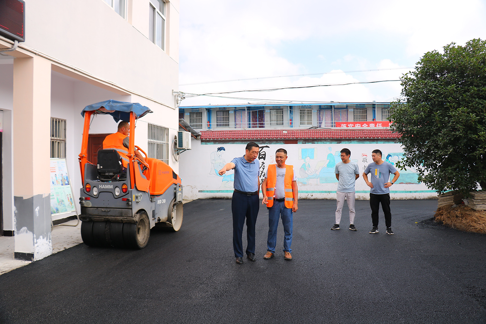 學黨史,踐初心,為民修路暖人心——路橋工程處黨總支“我為群眾辦實事”紀實